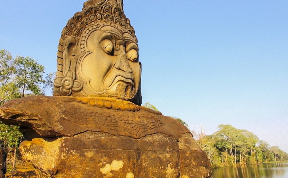 Temple face Photo by PhotoSynthesis Productions