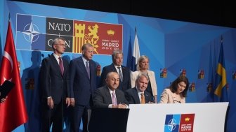 The foreign Ministers of Finland, Sweden and Turkey signed a memorandum of understanding between the two countries