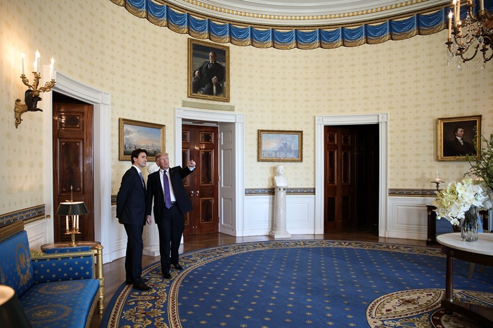 Donald Trump and Justin Trudeau in the Oval Office