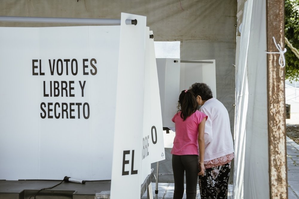 Voting in Puebla