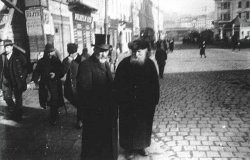 Two men take a stroll in Lviv, 1920